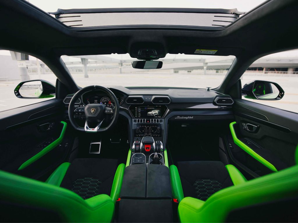 Аренда Lamborgini urus 4.0 turbo ss в Дубае