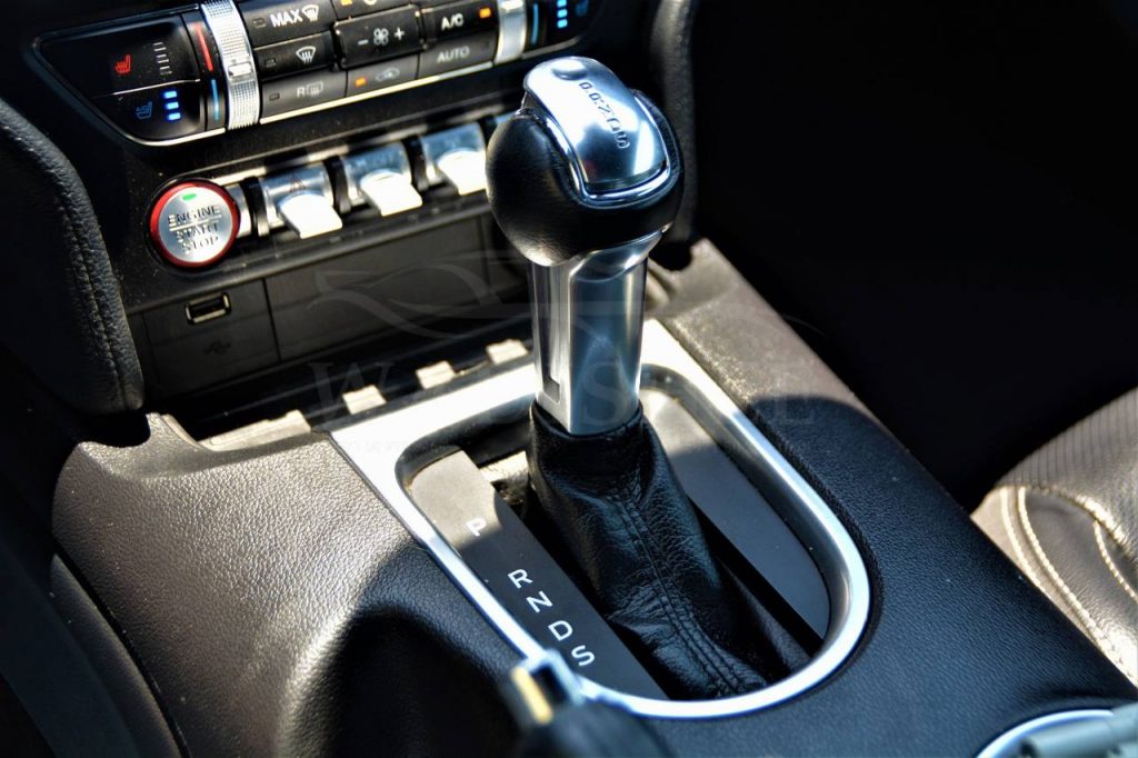 Аренда ford mustang 2.3 ecoboost shelby в Дубае