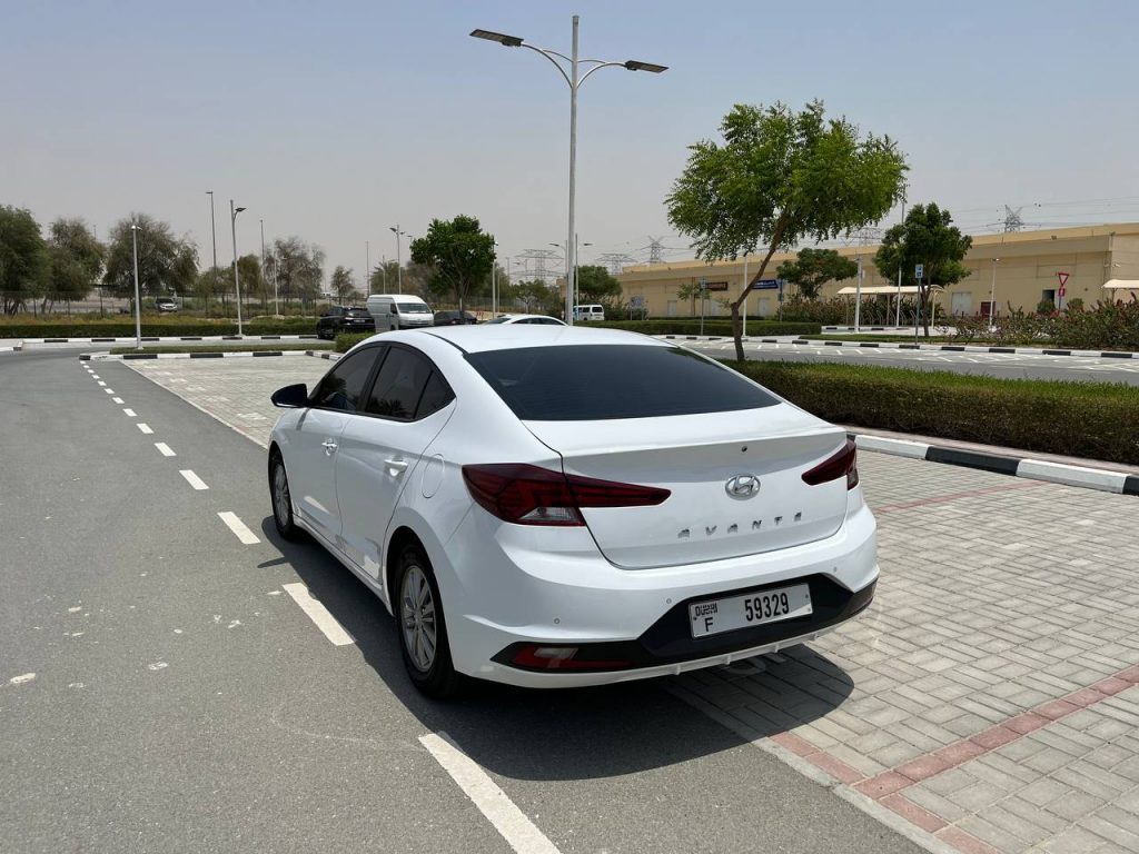 Аренда Hyundai Avante 2020 в Дубае