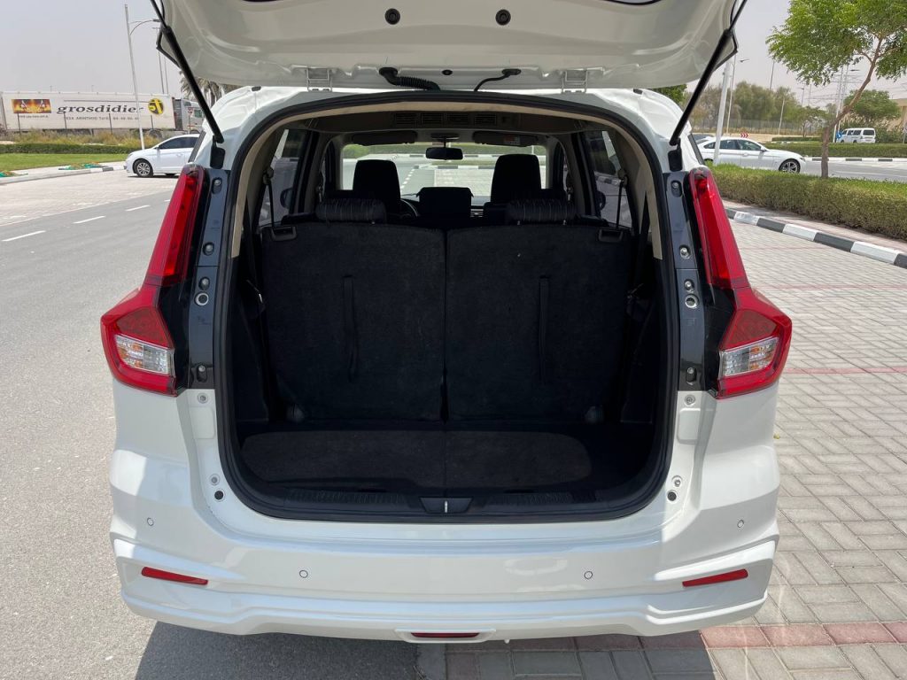 Аренда Suzuki Ertiga 2021 в Дубае