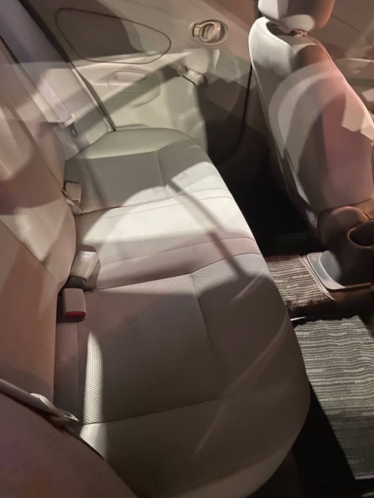 Аренда Nissan sanny Grey в Дубае