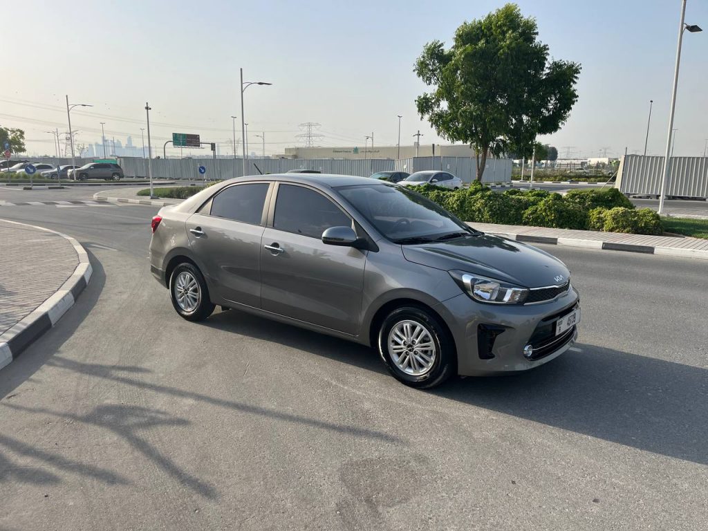 Аренда Kia Pegas 2022 в Дубае