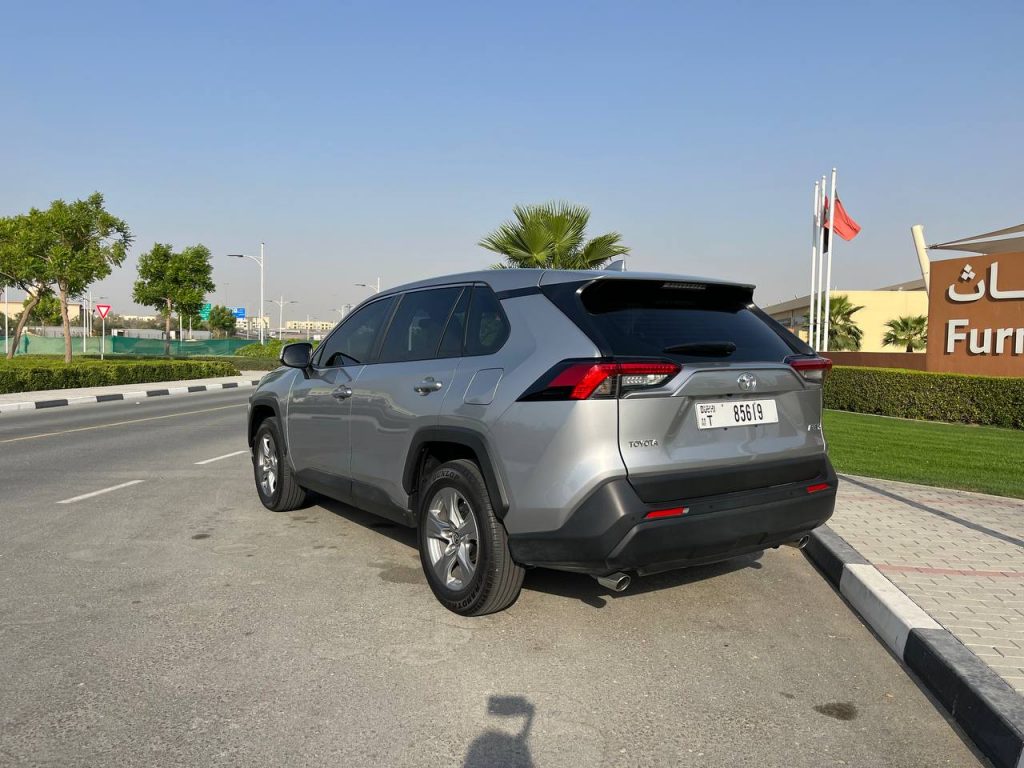 Аренда Toyota Rav4 в Дубае
