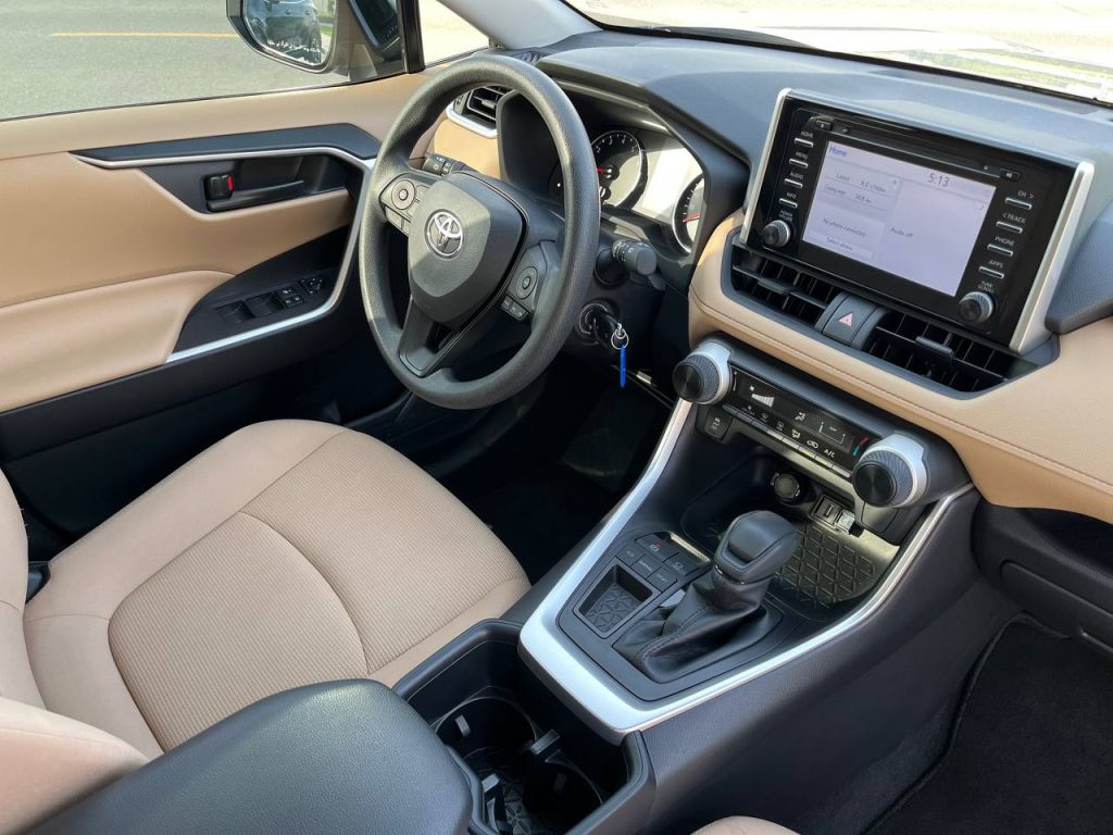 Аренда Toyota Rav4 в Дубае