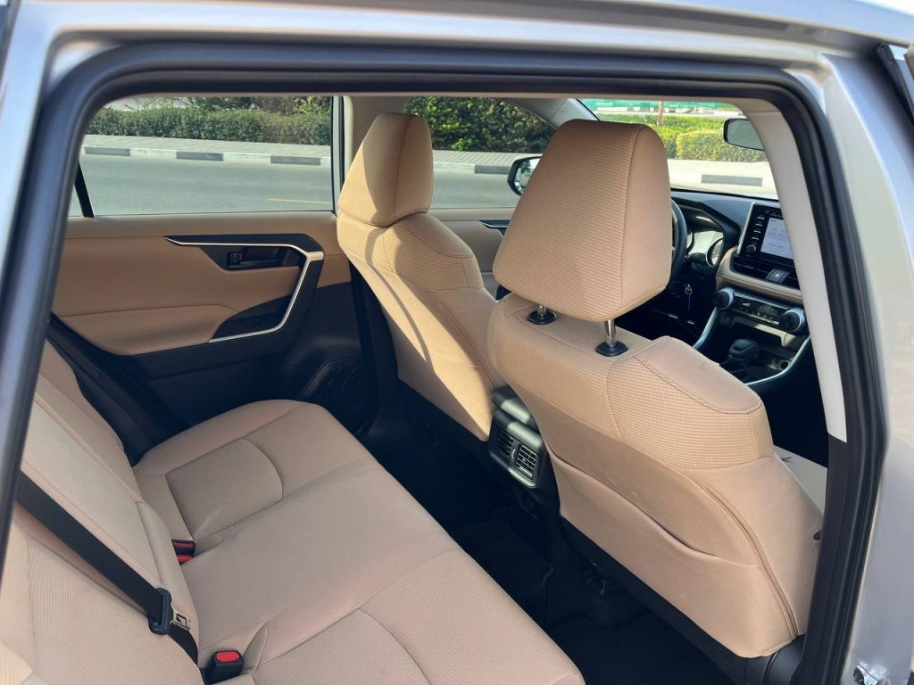 Аренда Toyota Rav4 в Дубае