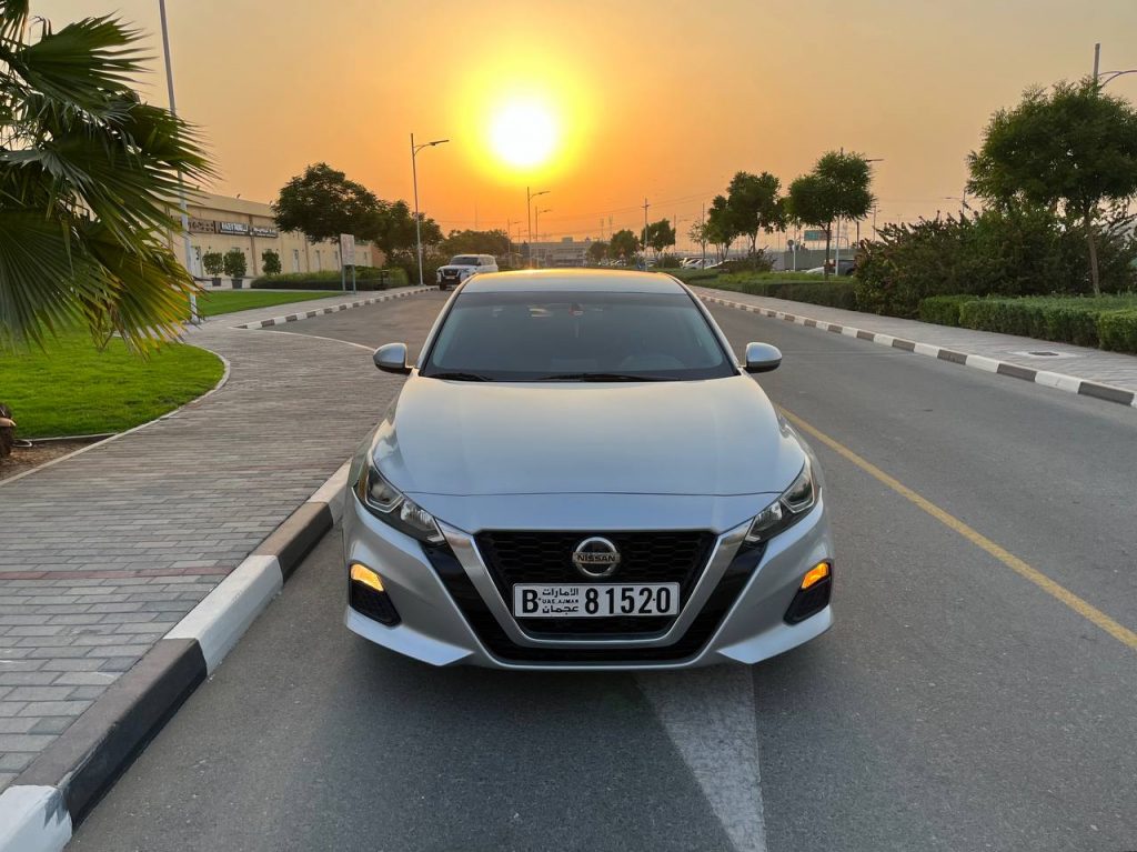Арендовать Nissan Altima в Дубае