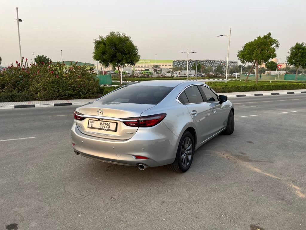 Аренда Mazda 6 в Дубае
