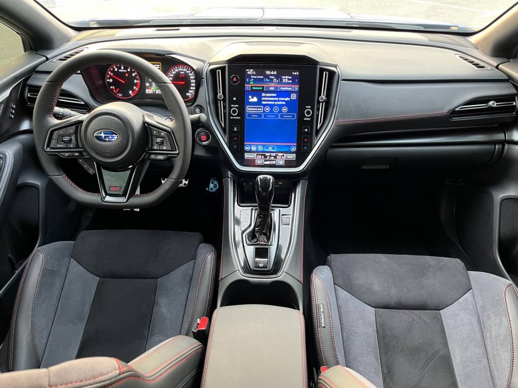 Аренда Subaru WRX TS в Дубае