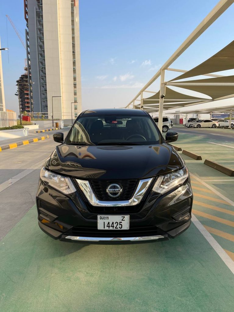 Аренда Nissan X-trail в Дубае