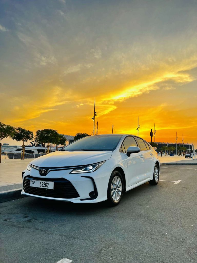 Аренда Toyota Corolla в Дубае