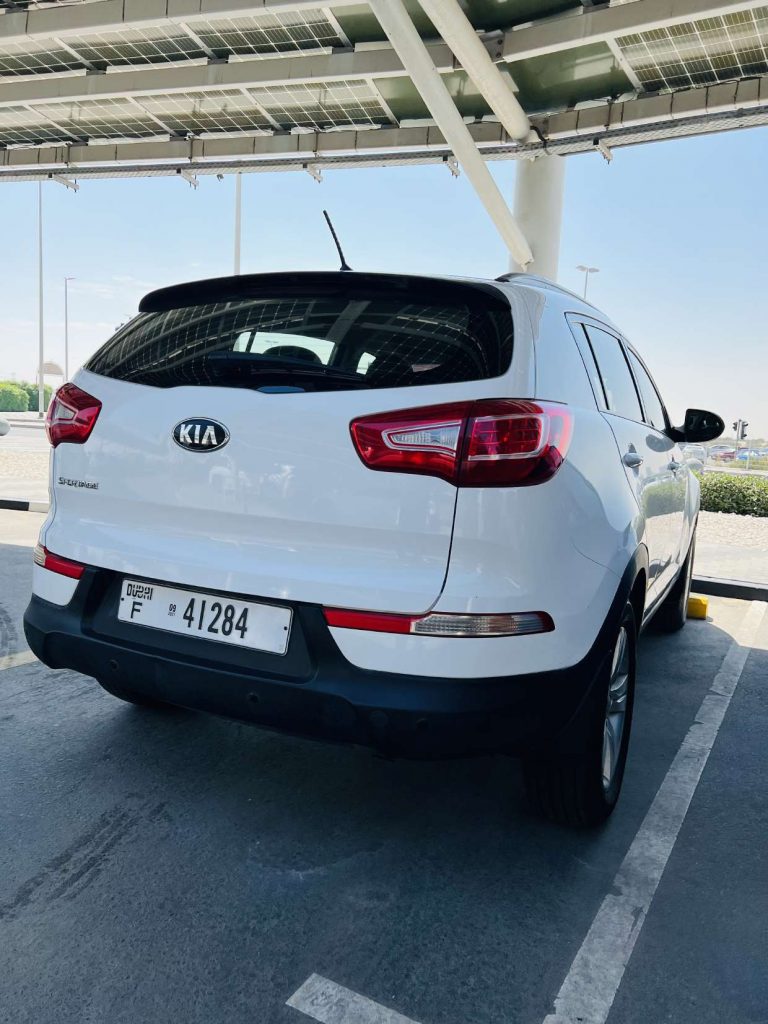 Аренда Kia sportage в Дубае