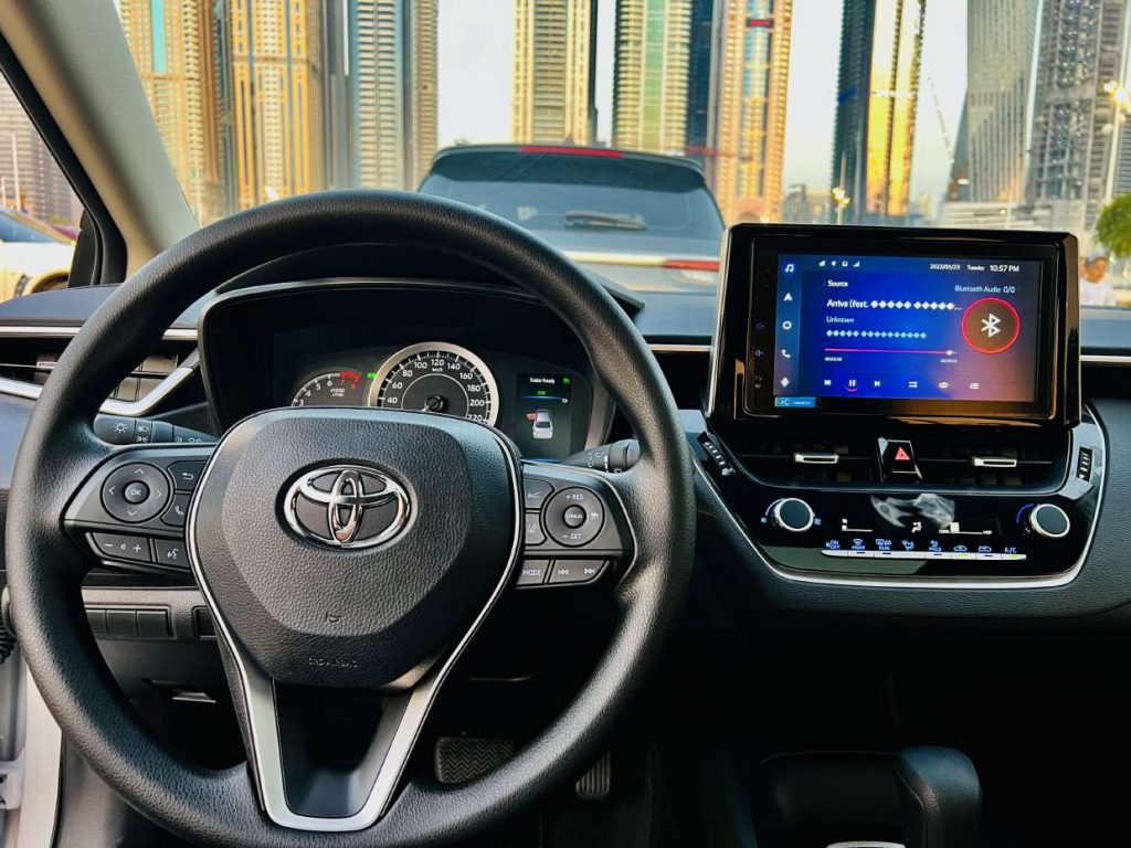 Аренда Toyota Corolla в Дубае