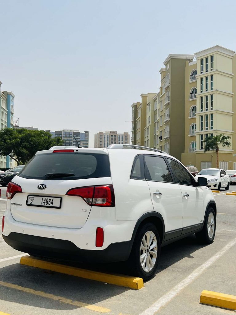 Аренда Kia sorento в Дубае