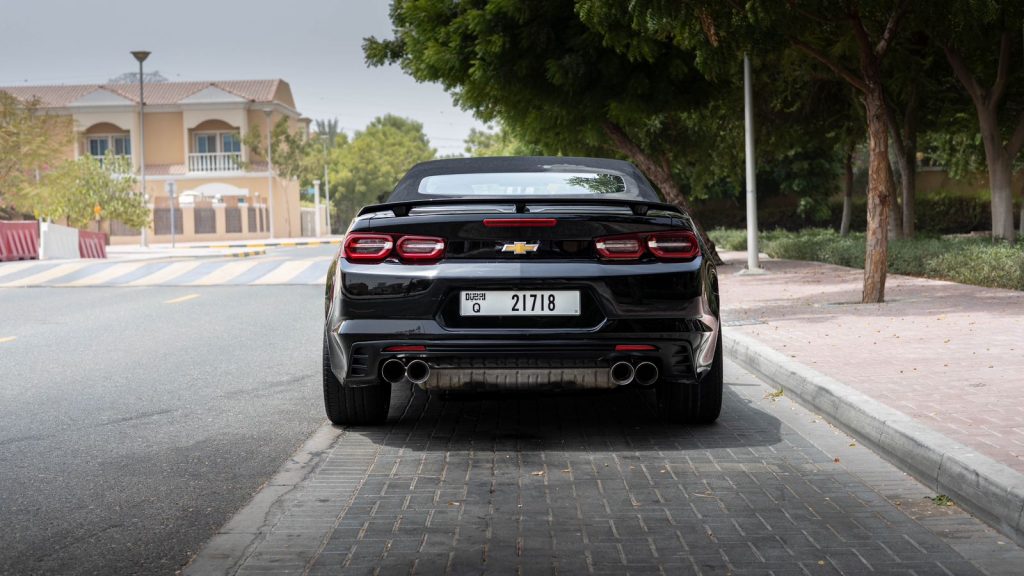 Арендовать Chevrolet camaro 3.6 в Дубае