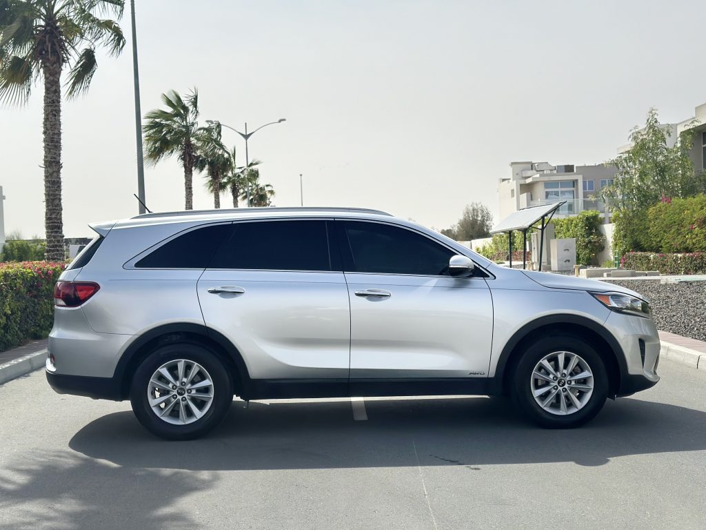 Аренда Kia Sorento в Дубае