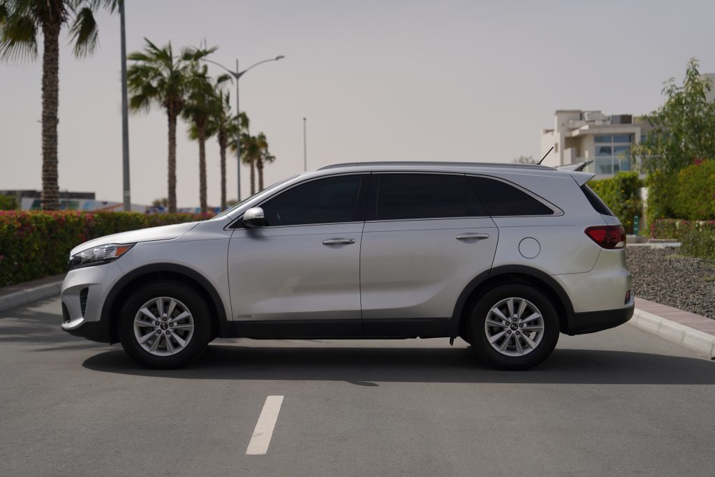 Аренда Kia Sorento в Дубае