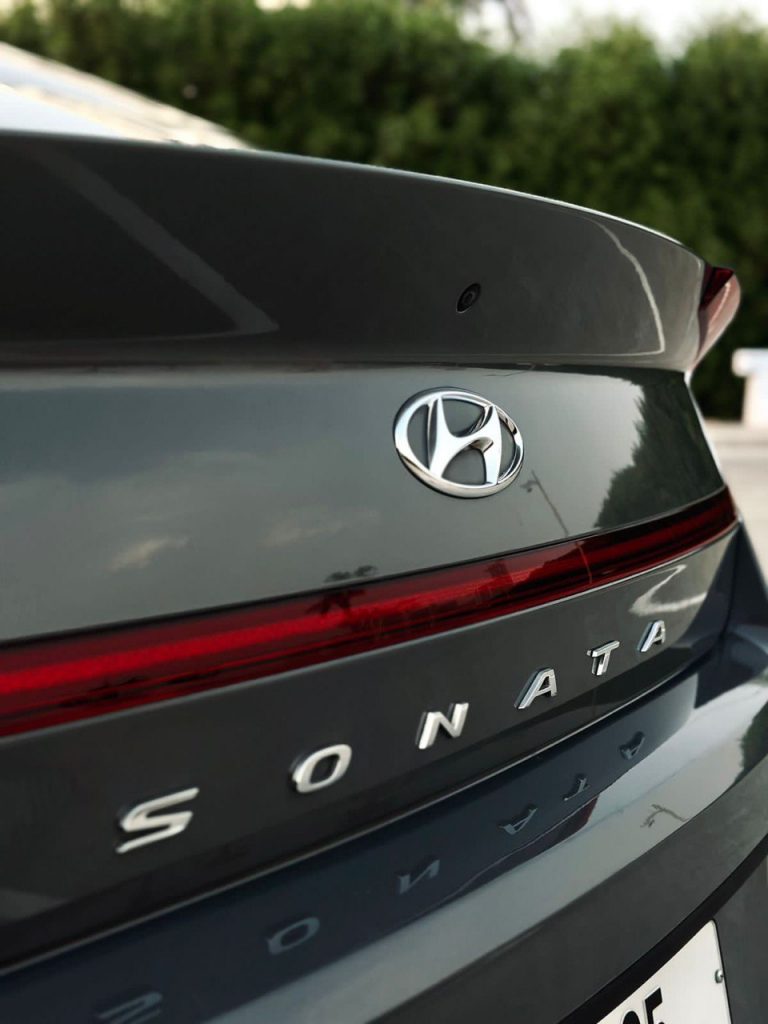 Аренда Hyundai Sonata в Дубае green