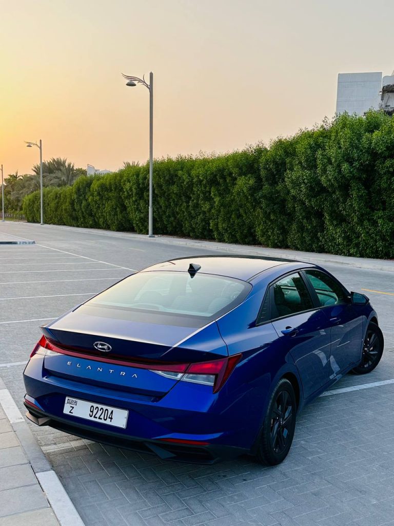 Аренда Hyundai Elantra в Дубае