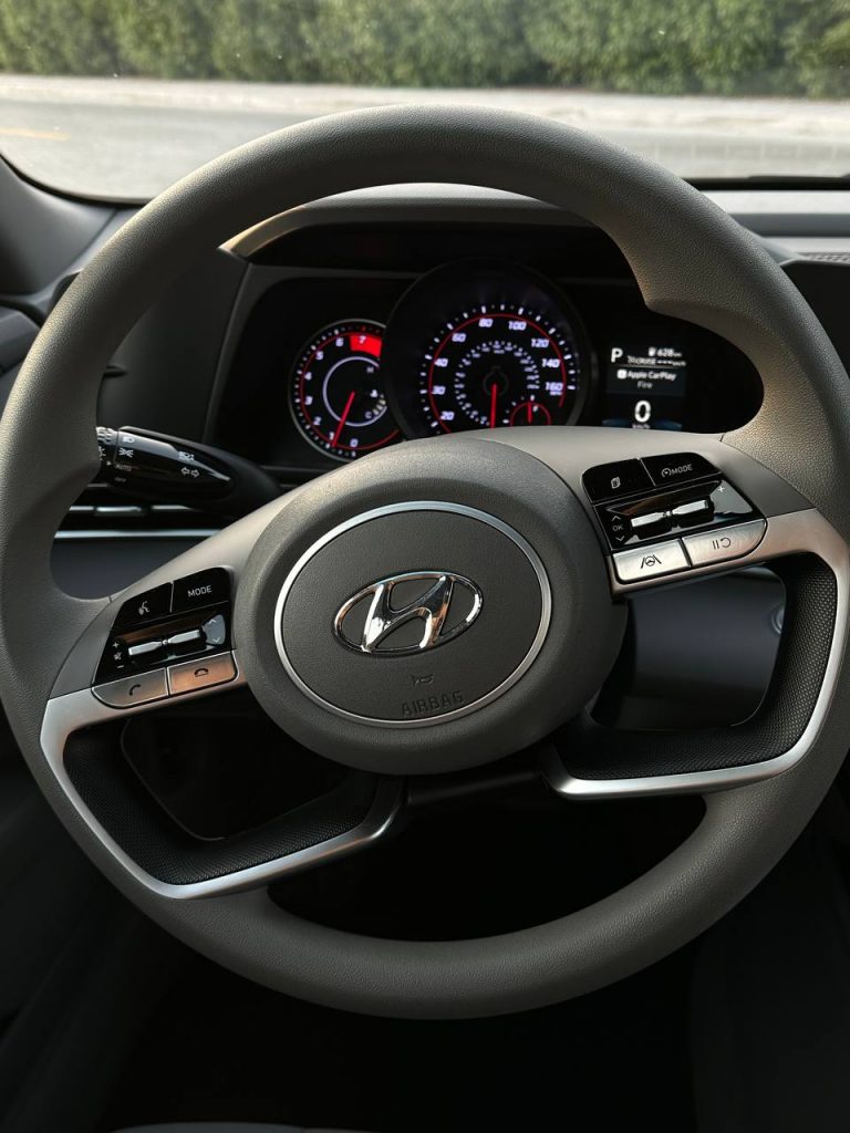 Аренда Hyundai Elantra в Дубае