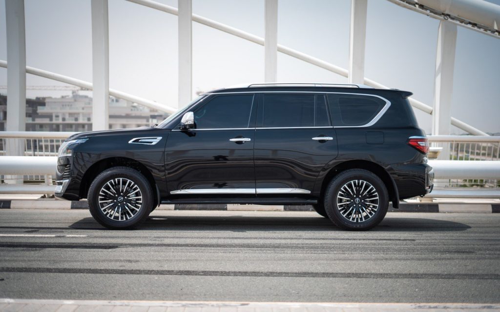 Аренда Nissan Patrol в Дубае black