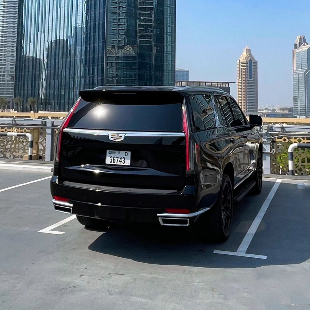 Аренда CADILLAC ESCALADE 2023 в Дубае