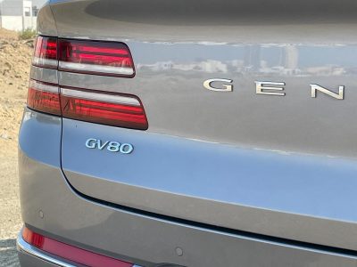 Аренда GENESIS GV80 gray в Дубае