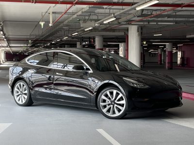 Аренда TESLA MODEL 3 LONG RANGE в Дубае