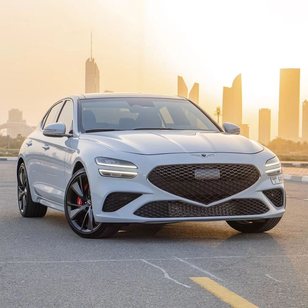 Аренда GENESIS G70 в Дубае white
