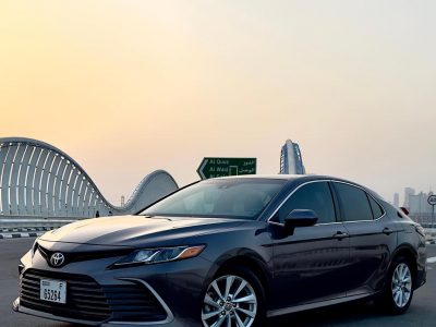 Аренда Toyota Camry в Дубае black