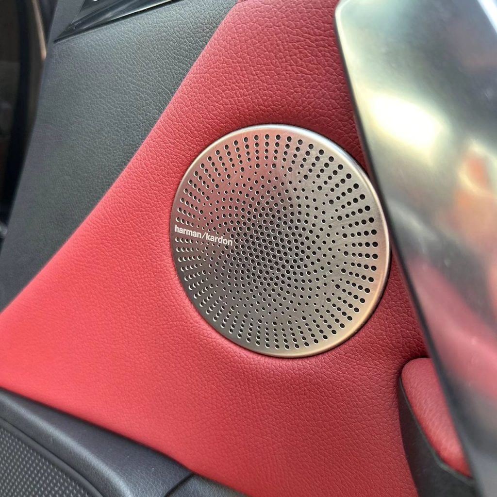 Аренда KIA STINGER GT в Дубае