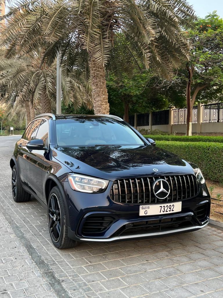 Аренда Mercedes Benz GLC 300 AMG в Дубае