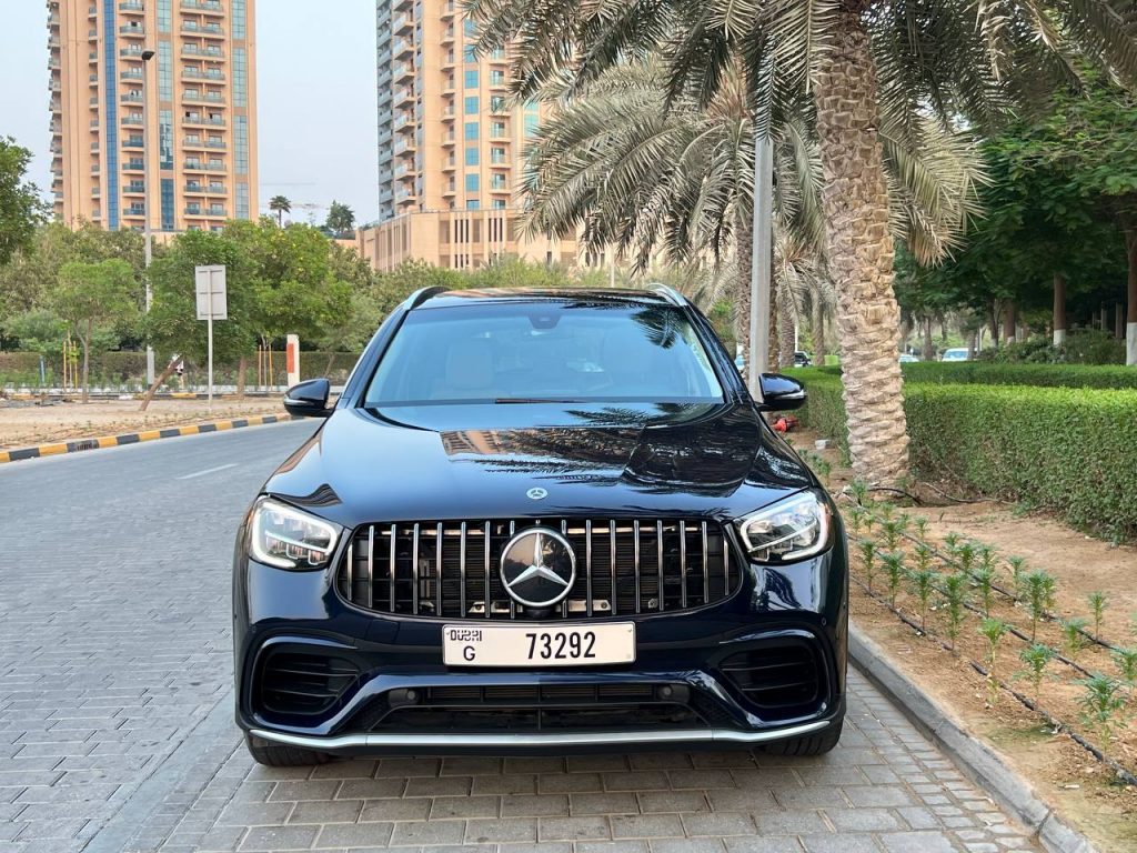 Аренда Mercedes Benz GLC 300 AMG в Дубае