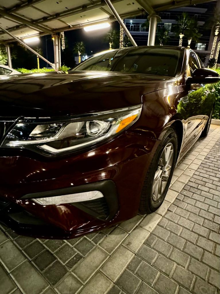 Аренда Kia optima в Дубае brown