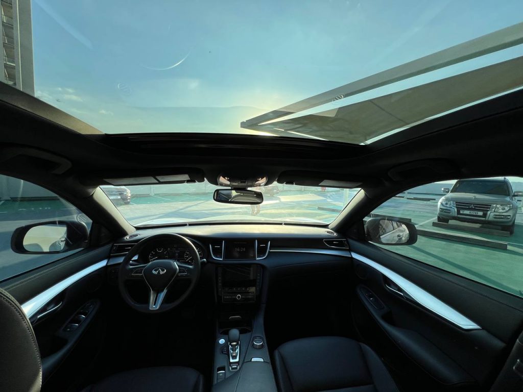 Арендовать infiniti qx50 в Дубае