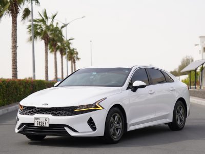 Аренда Kia k5 White в Дубае