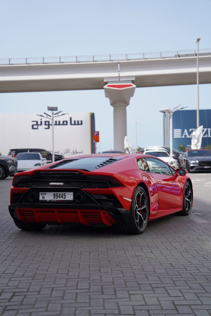Аренда Lamborghini Huracan в Дубае