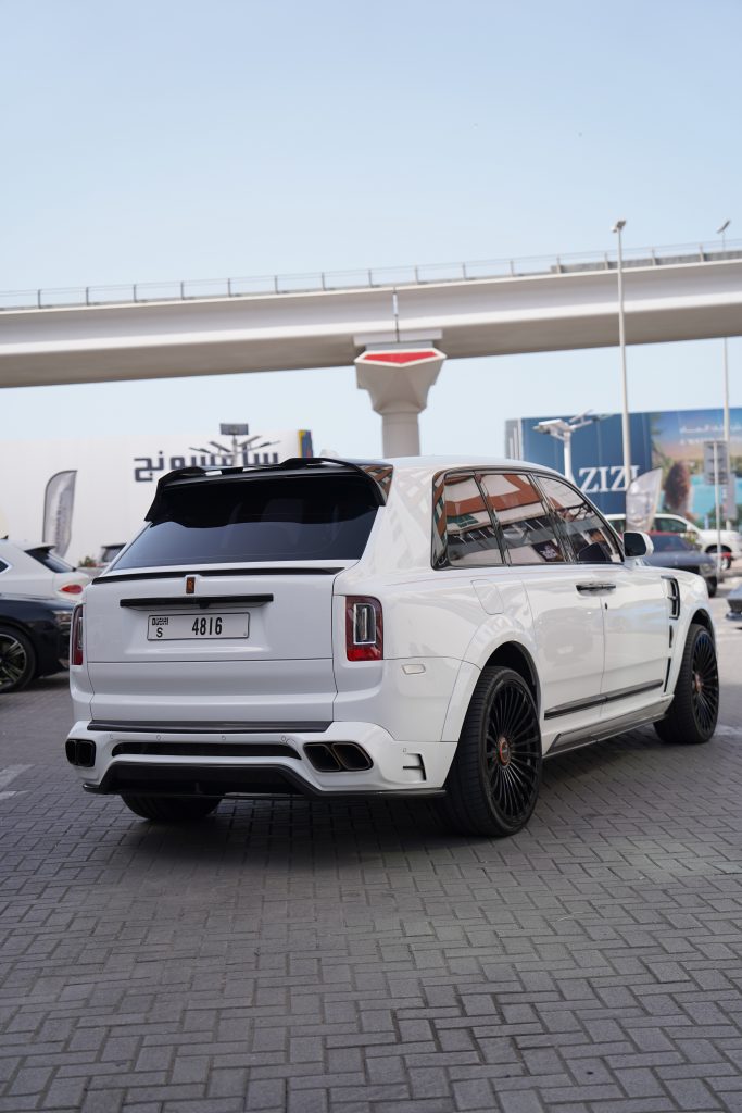 Аренда Rolls-Royce Cullinan в Дубае