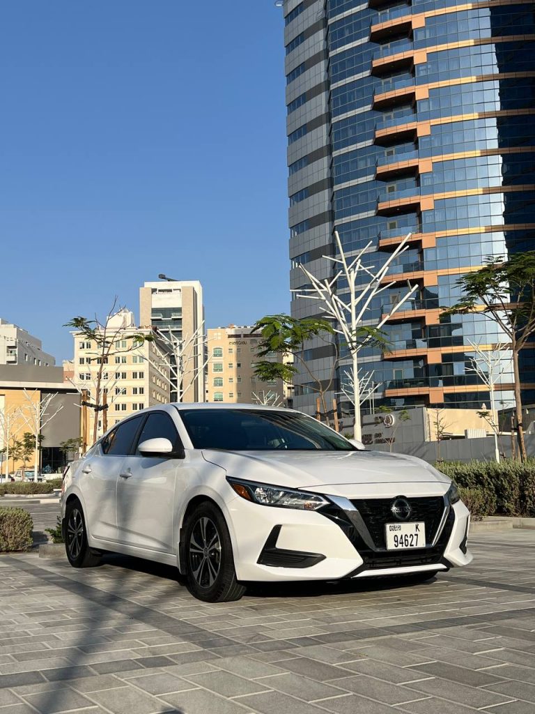 Аренда nissan sentra в Дубае