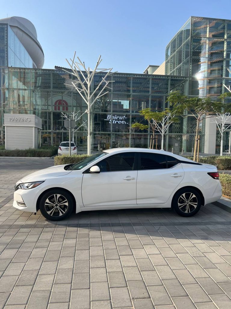 Аренда nissan sentra в Дубае