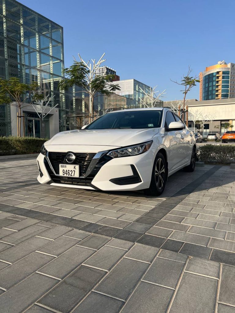 Аренда nissan sentra в Дубае