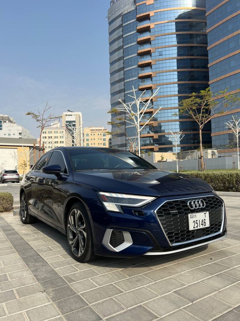 Аренда Audi A3 quattro в Дубае