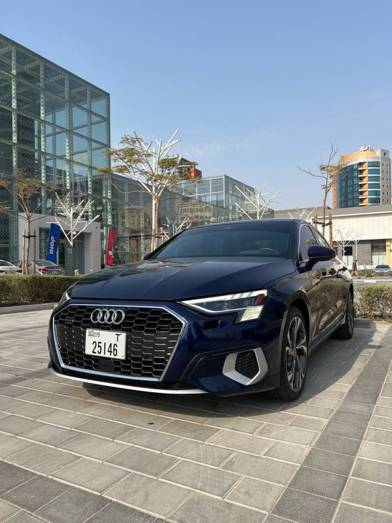 Аренда Audi A3 quattro в Дубае