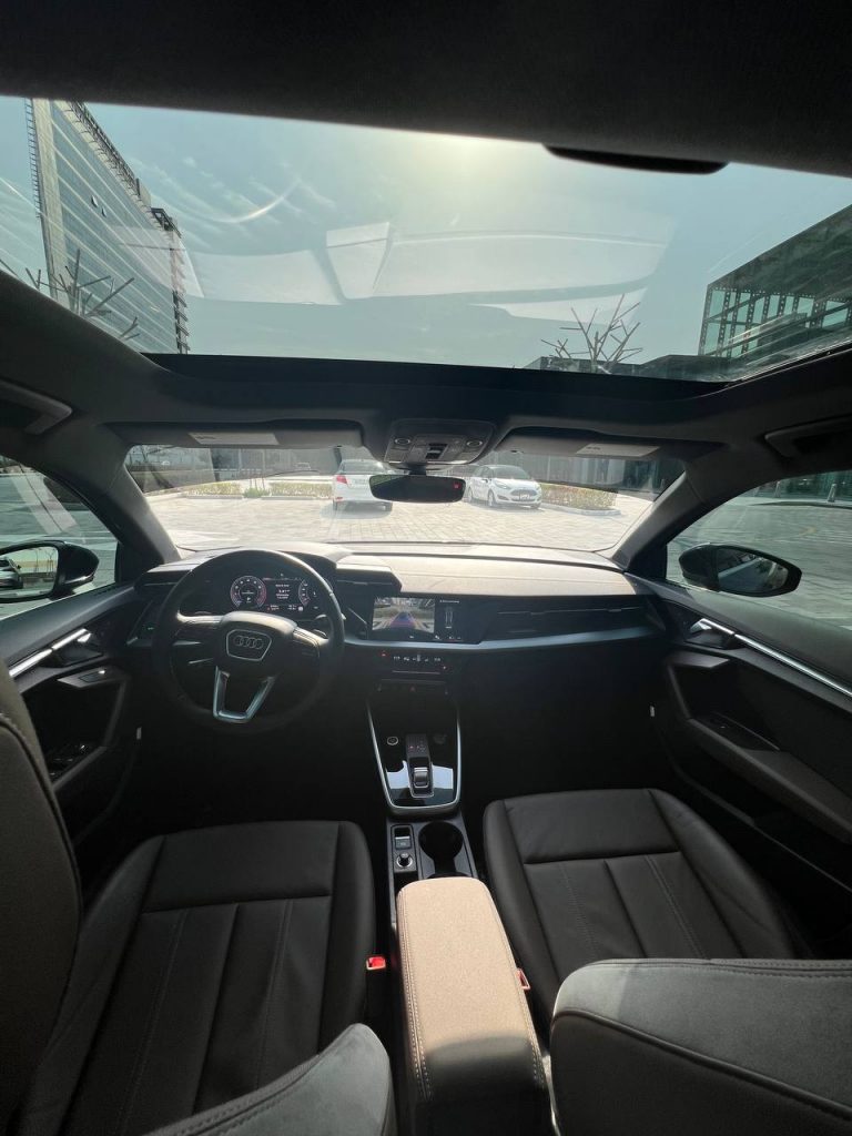 Аренда Audi A3 quattro в Дубае
