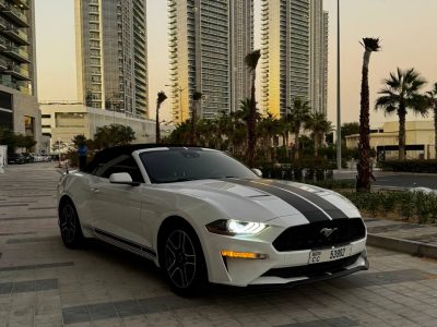 Аренда Ford mustang 2.3 convertible в Дубае