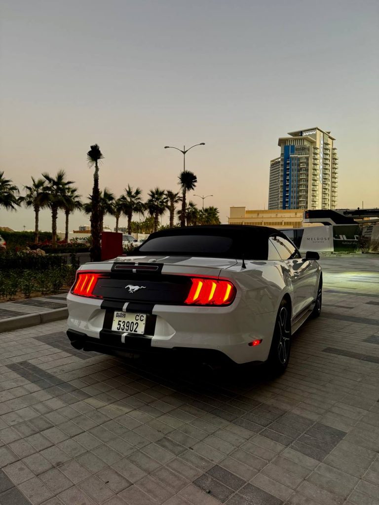 Аренда Ford mustang 2.3 convertible в Дубае