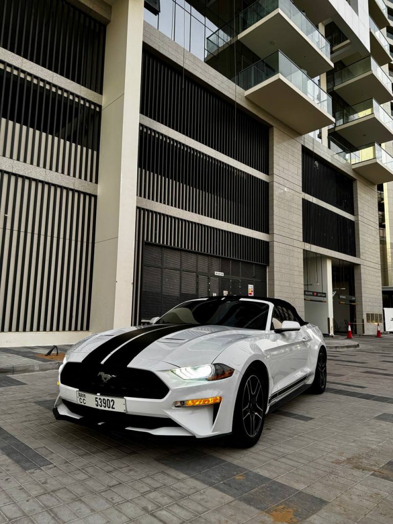 Аренда Ford mustang 2.3 convertible в Дубае