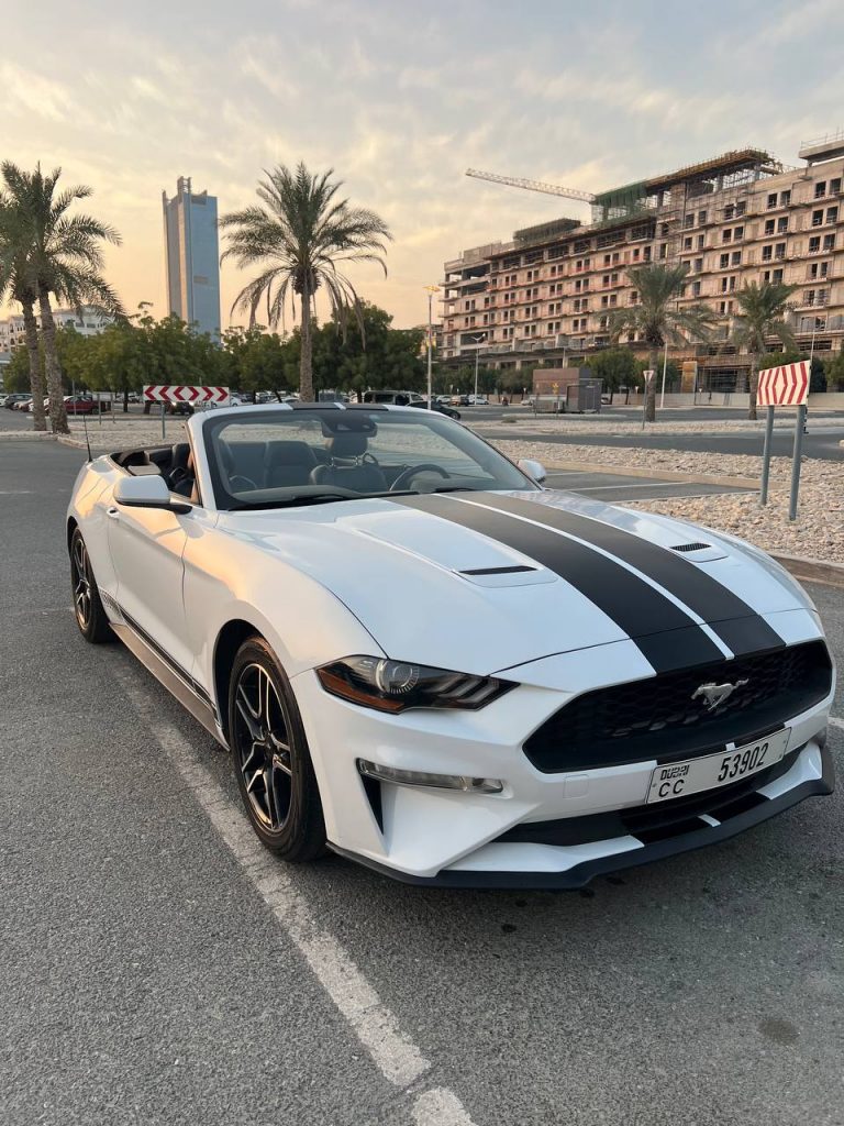 Аренда Ford mustang 2.3 convertible в Дубае